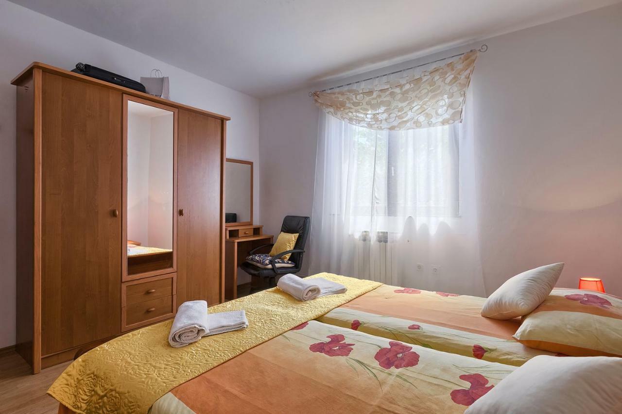 Apartman D&D, Dvorine 63 Банджоле Экстерьер фото