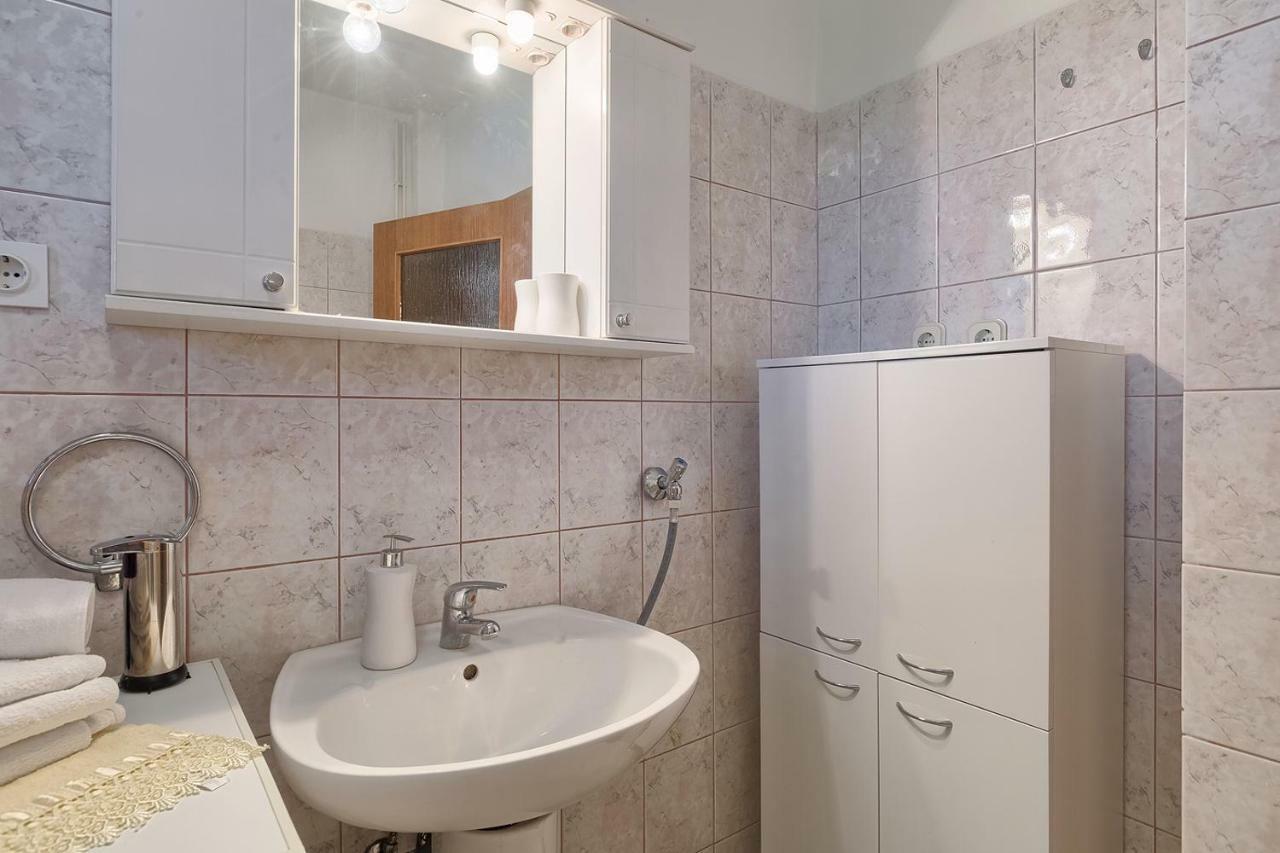 Apartman D&D, Dvorine 63 Банджоле Экстерьер фото