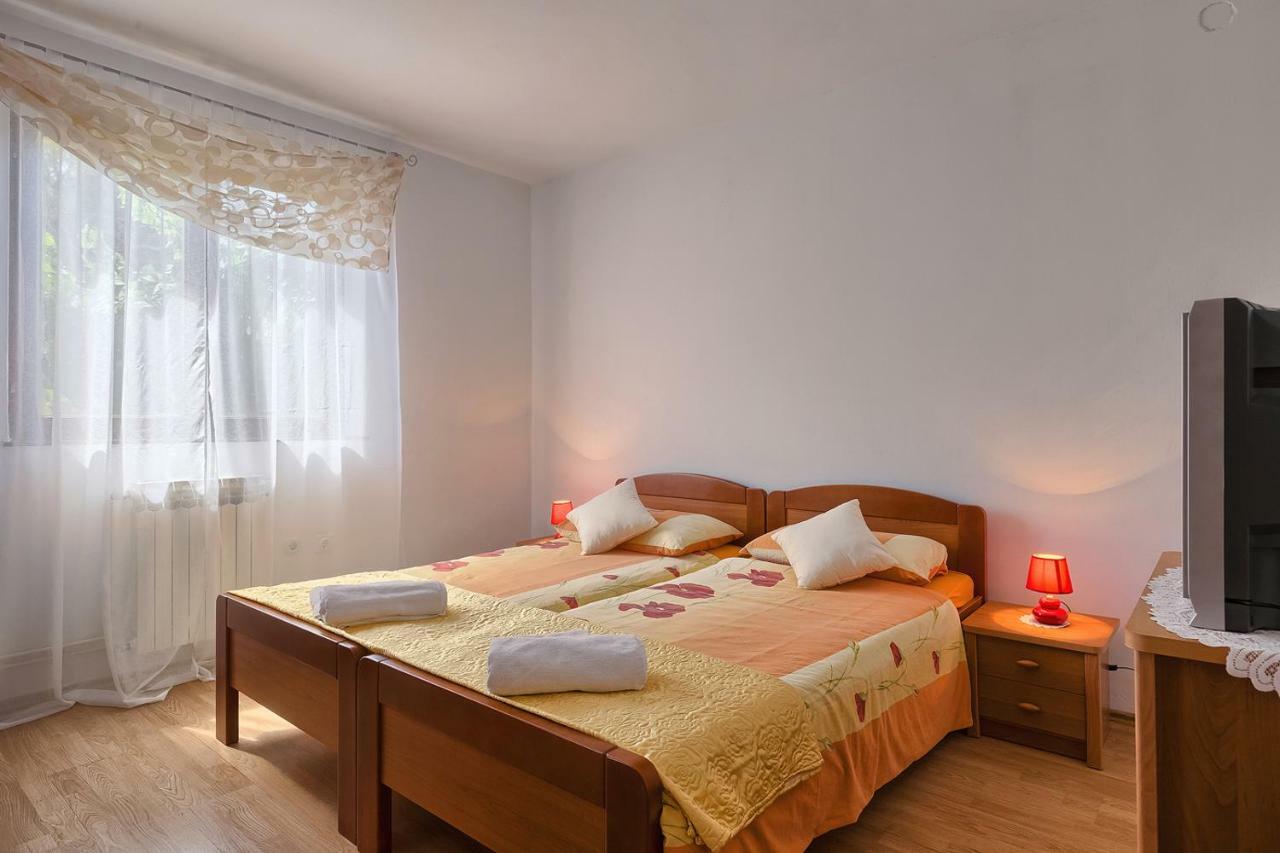 Apartman D&D, Dvorine 63 Банджоле Экстерьер фото